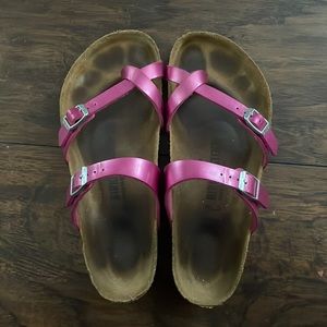SOLD🚫 Pink Birkenstocks, 39 wide